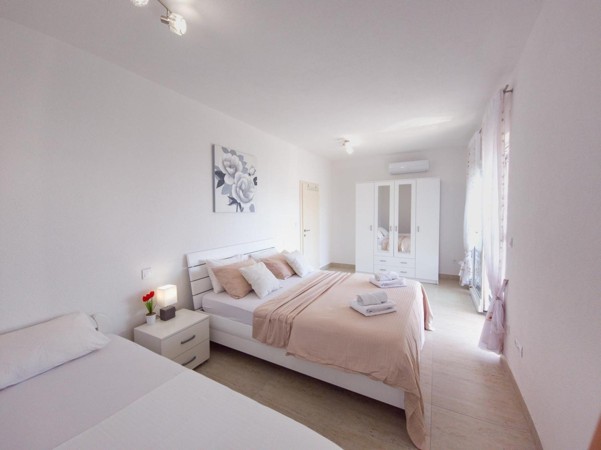 Modern Villa With Jacuzzi, Beautiful Sea View, Near Split! Villa 36A Podstrana Exterior photo